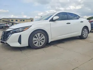 Nissan Sentra 2.0L 4 2025