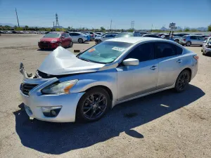 Nissan Altima 2.5L 4 2015