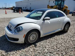 Volkswagen Beetle 2.5L 5 2014