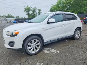 Mitsubishi Outlander 2.0L 4 2014