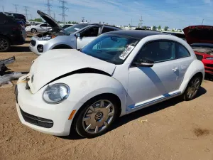 Volkswagen Beetle 2.5L 5 2012