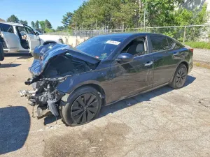 Nissan Altima 2.5L 4 2021