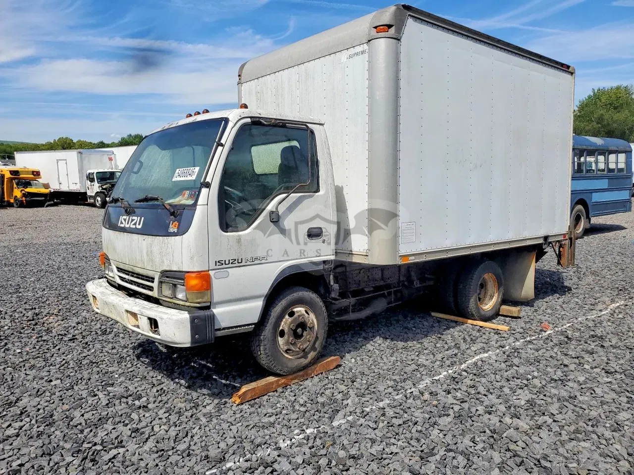 Isuzu NPR 5.7L 8 2003