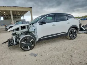 Nissan Kicks 2.0L 4 2025