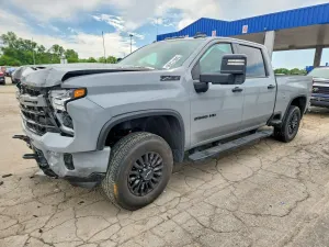 Chevrolet Silverado 1500 6.6L 8 2024