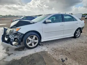 Toyota Camry 2.5L 4 2013