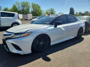 Toyota Camry 2.5L 4 2020