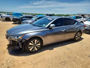 Nissan Altima 2.5L 4 2019