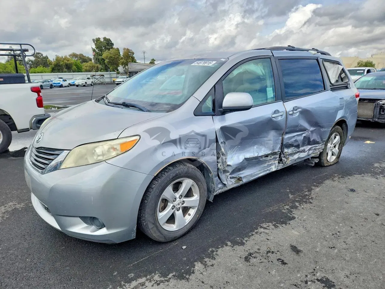 Toyota Sienna 3.5L 6 2012