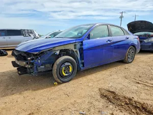 Hyundai Elantra 2.0L 4 2024