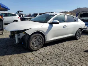 Kia K4 2.0L 4 2025