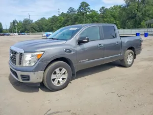 Nissan Titan 5.6L 8 2017