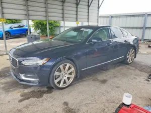 Volvo S90 2.0L 4 2017