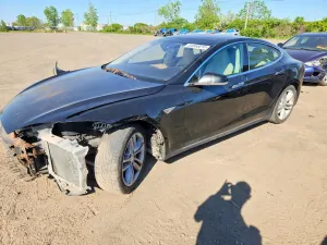 Tesla Model S 2014