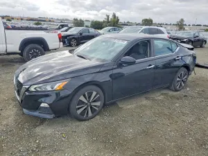 Nissan Altima 2.5L 4 2022