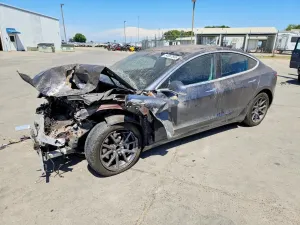 Tesla Model 3 2018