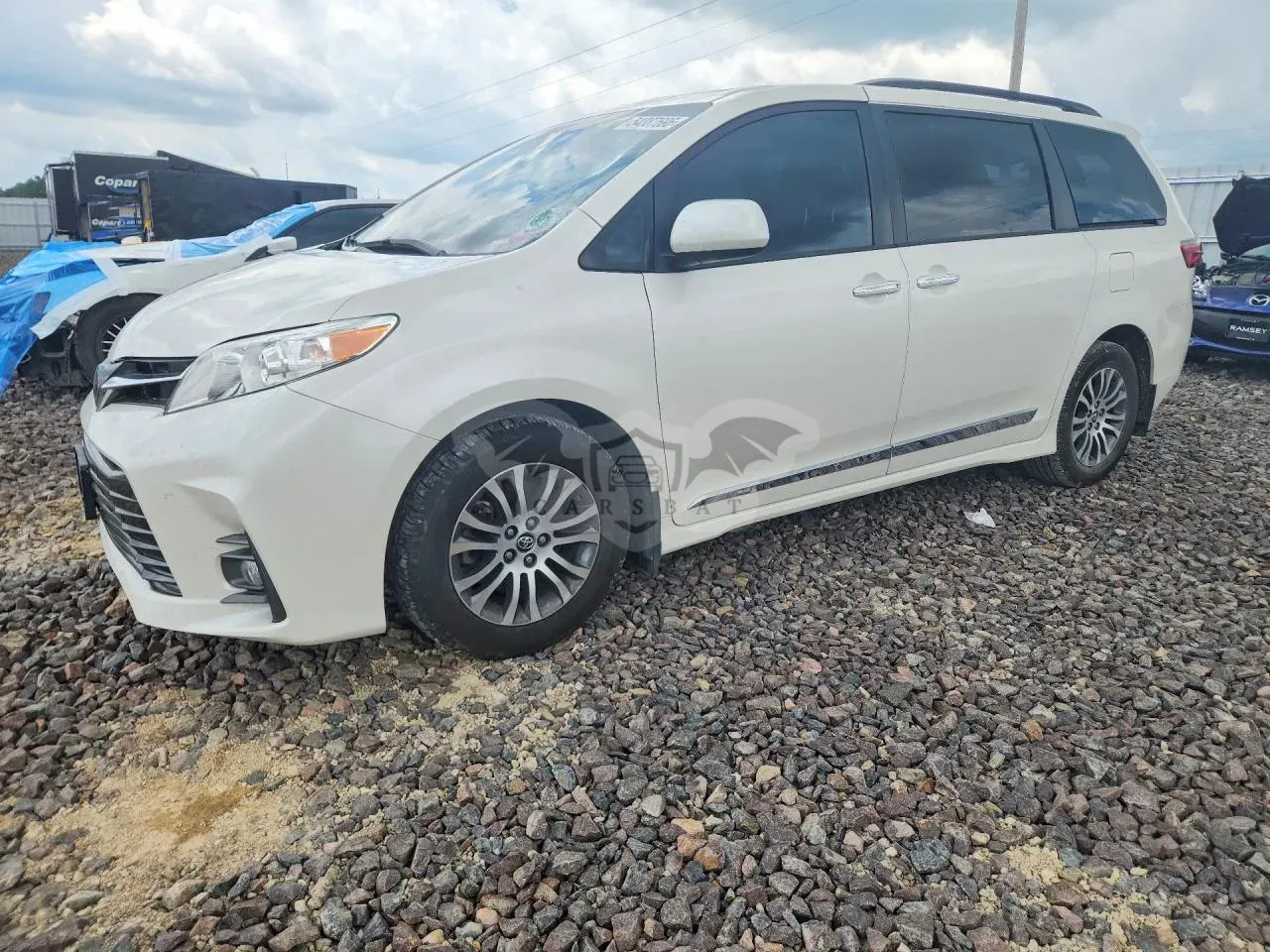Toyota Sienna 3.5L 6 2020
