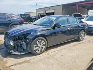 Nissan Altima 2.5L 4 2023
