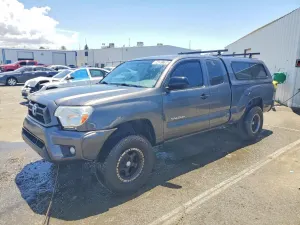 Toyota Tacoma 2.7L 4 2012