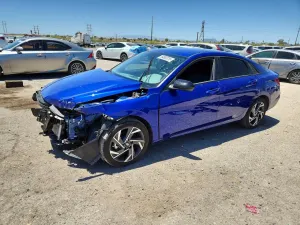 Hyundai Elantra 2.0L 4 2025