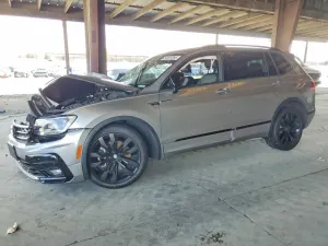 Volkswagen Tiguan 2.0L 4 2021