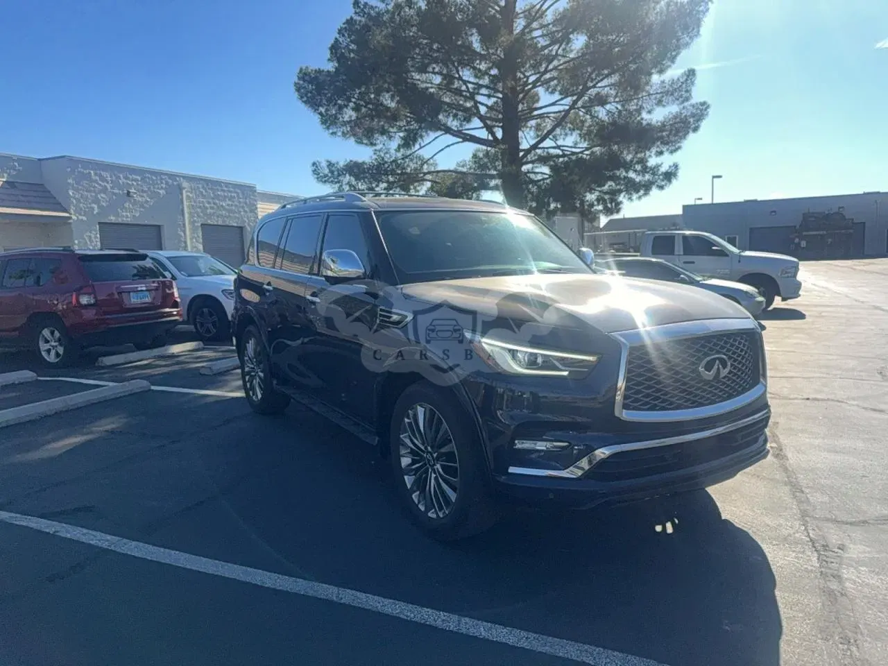 Infiniti QX80 5.6L 8 2019