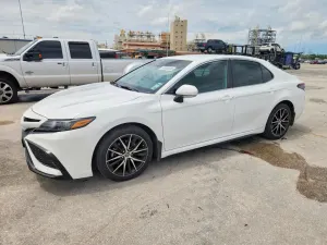 Toyota Camry 2.5L 4 2023
