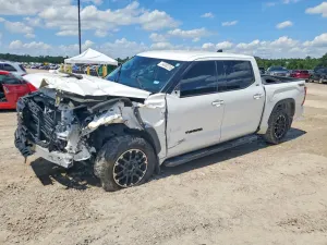Toyota Tundra 3.4L 6 2023