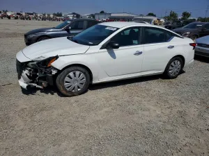 Nissan Altima 2.5L 4 2024
