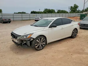 Nissan Altima 2.5L 4 2019