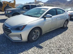 Hyundai Elantra 2.0L 4 2019