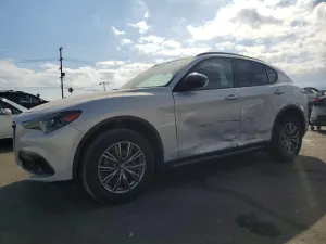Alfa Romeo Stelvio 2.0L 4 2024
