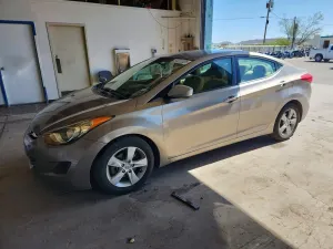 Hyundai Elantra 1.8L 4 2013