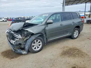 Toyota Highlander 2.7L 4 2012