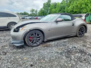 Nissan 370z 3.7L 6 2010