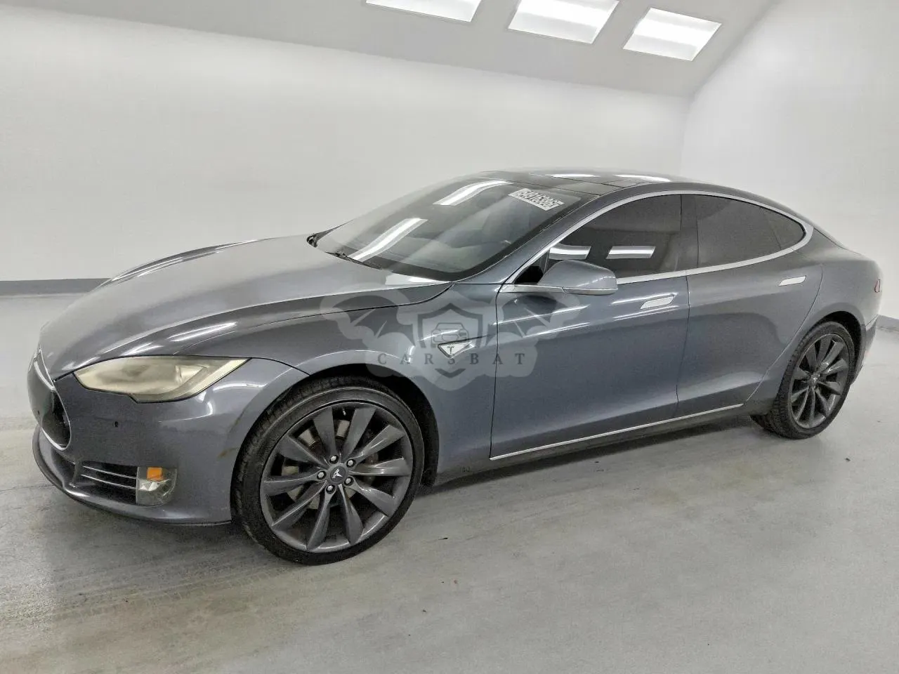 Tesla Model S 2013