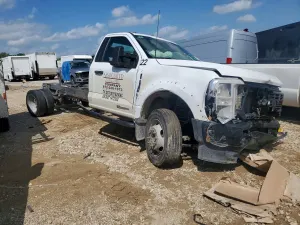 Ford F550 6.7L 8 2024