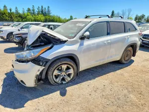 Toyota Highlander 3.5L 6 2015