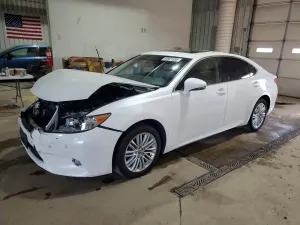 Lexus ES 3.5L 6 2015