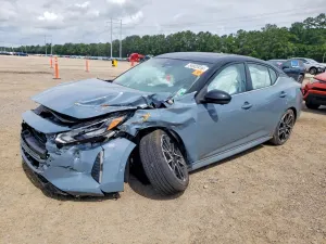 Nissan Sentra 2.0L 4 2025