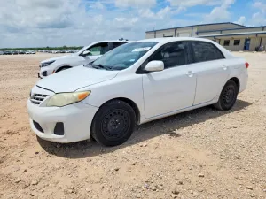 Toyota Corolla 1.8L 4 2013