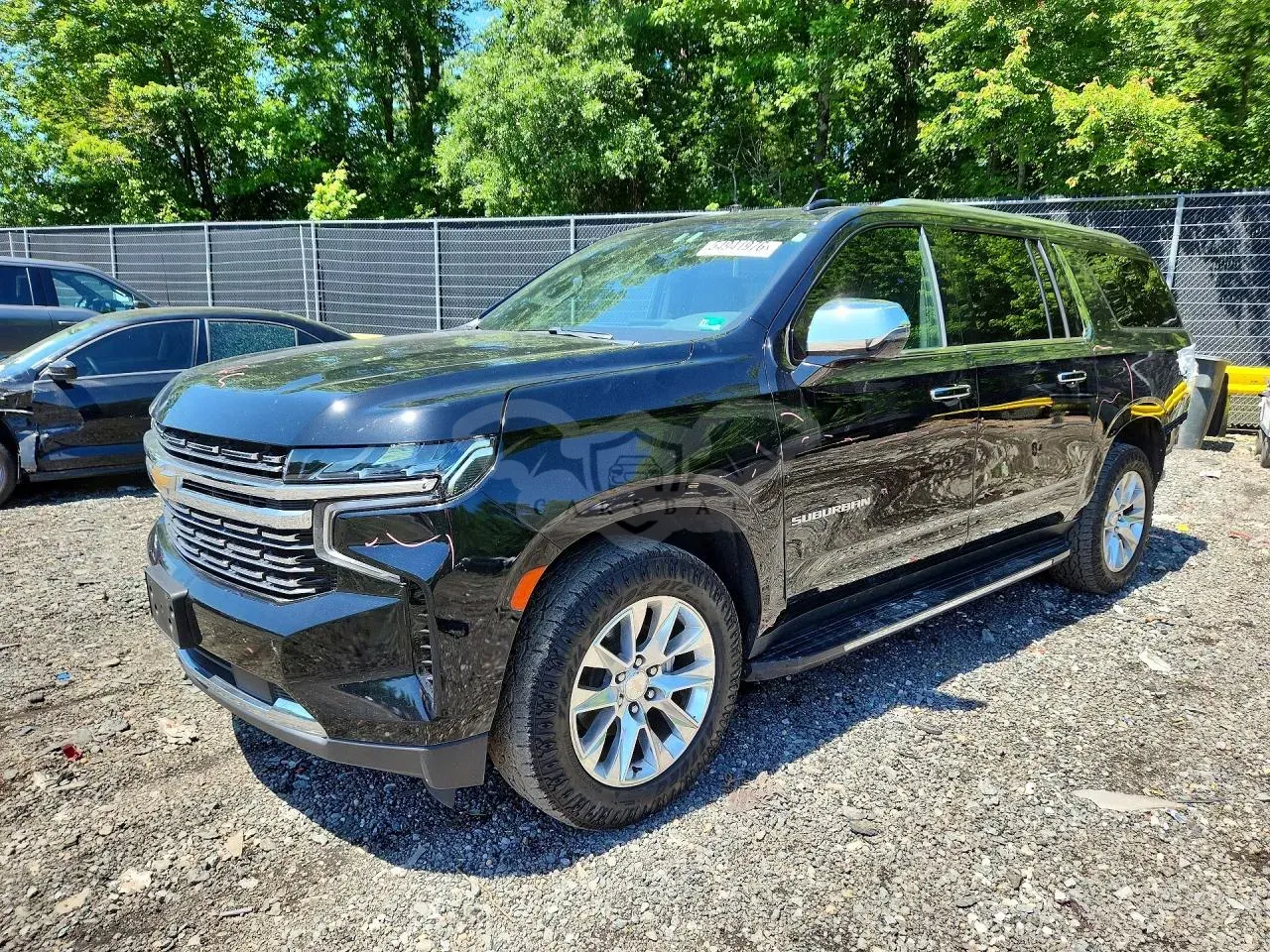 Chevrolet Suburban 5.3L 8 2023