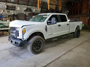 Ford F-250 6.7L 8 2017