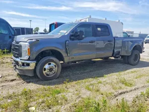 Ford F-350 6.7L 8 2024