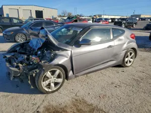 Hyundai Veloster 1.6L 4 2013