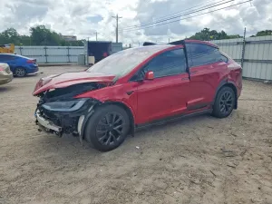 Tesla Model X 2025