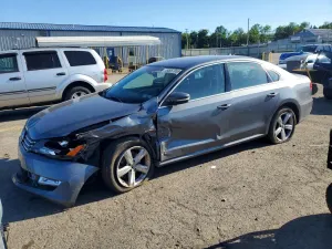 Volkswagen Passat 1.8L 4 2015