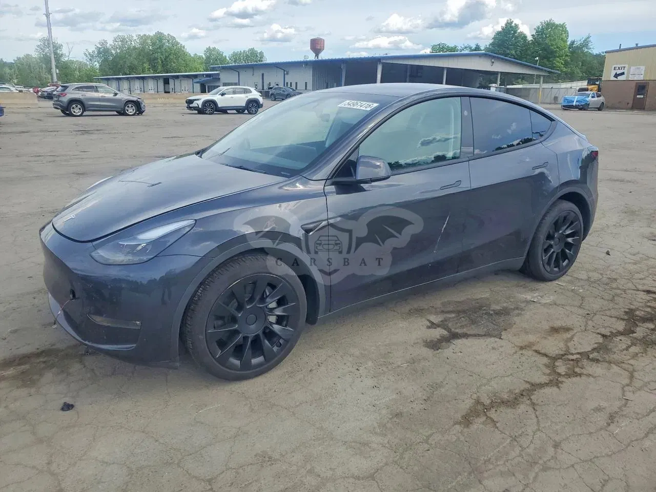 Tesla Model Y 2025