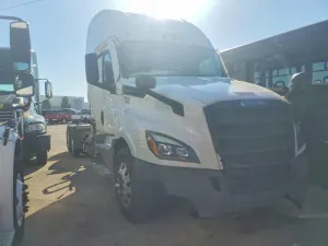 Freightliner Cascadia 14.8L 6 2025