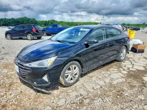 Hyundai Elantra 2.0L 4 2019